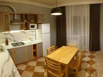 Апартаметы    2 спальни,  кухня, терраса в Гостевом доме Сосновая дача